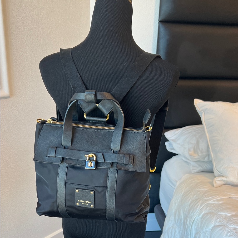 Henri Bendel Black Bag with Gold Hardware - Picture 4 of 6